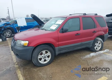 2005 Ford Escape Xlt z USA, uszkodzony, nr VIN 1FMYU93105KB94441